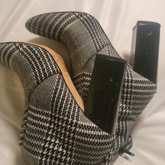 Aldo Taryn Ankle Boot Sock Bootie Black White Houndstooth - Picture 4 of 5